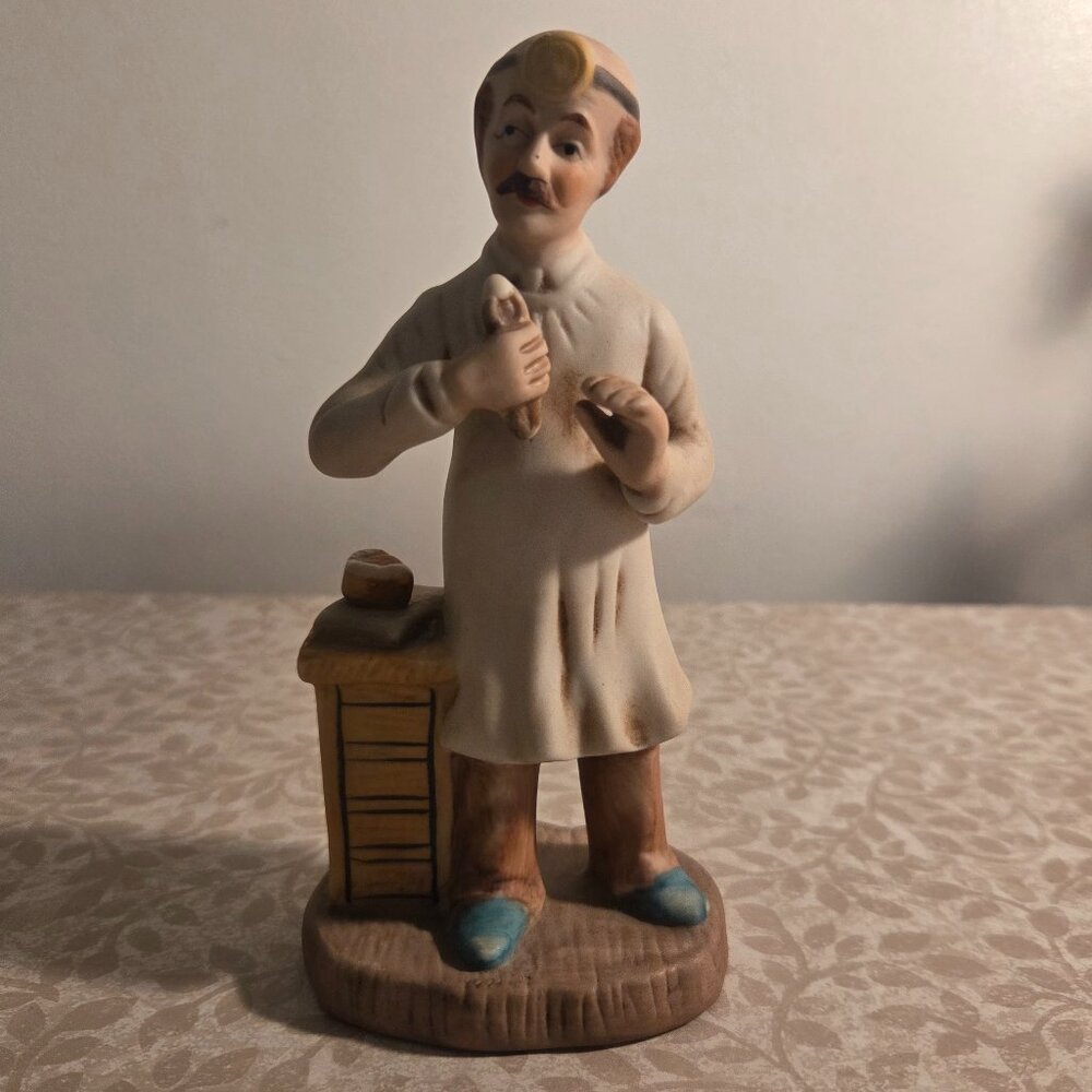 6" Doctor Vintage Figurine M.I. Made in Taiwan